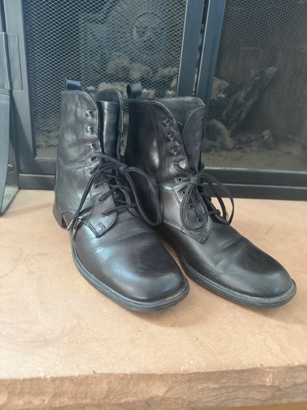 Santana Canada Tall Black Leather Lace-Up All Weather Lined Combat Boots 7.5 N